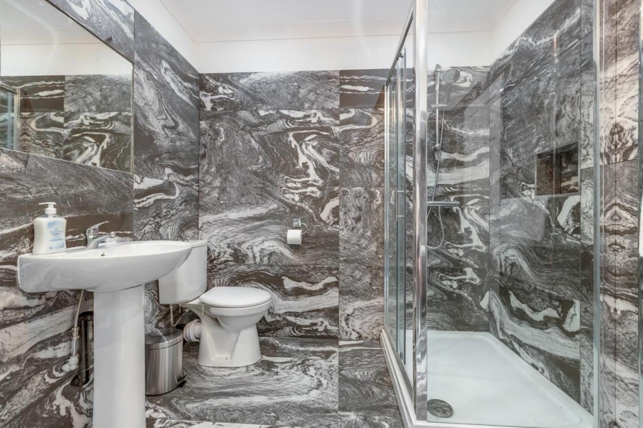 Crystal Towers Sasco Apartments بلاكبول المظهر الخارجي الصورة