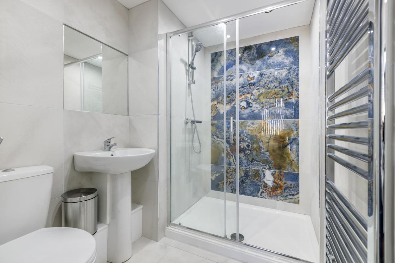 Crystal Towers Sasco Apartments بلاكبول المظهر الخارجي الصورة