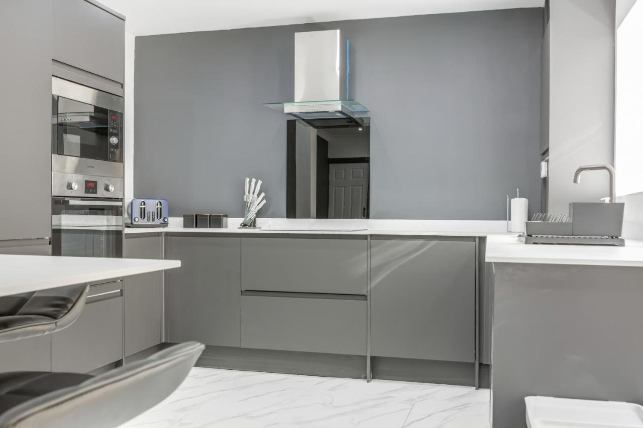 Crystal Towers Sasco Apartments بلاكبول المظهر الخارجي الصورة