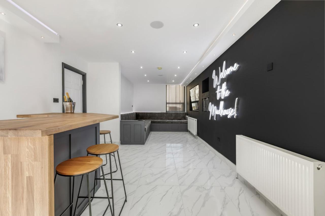 Crystal Towers Sasco Apartments بلاكبول المظهر الخارجي الصورة