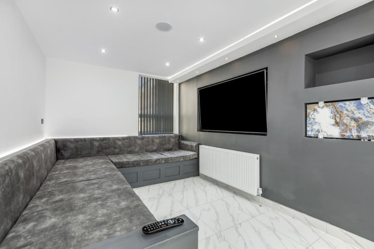 Crystal Towers Sasco Apartments بلاكبول المظهر الخارجي الصورة